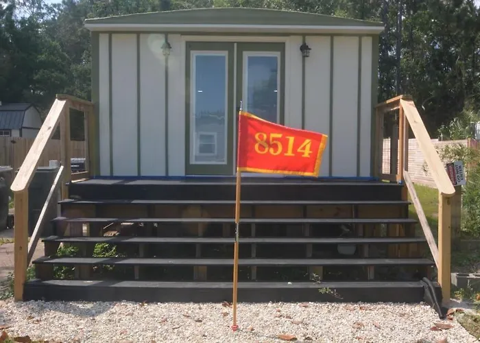 Field Quarters